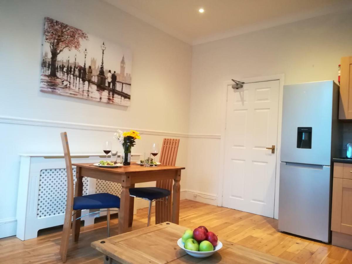 Bright And Airy, 1 Bedroom, Ground Floor Apartment, Uplands, Σουόνσι Εξωτερικό φωτογραφία